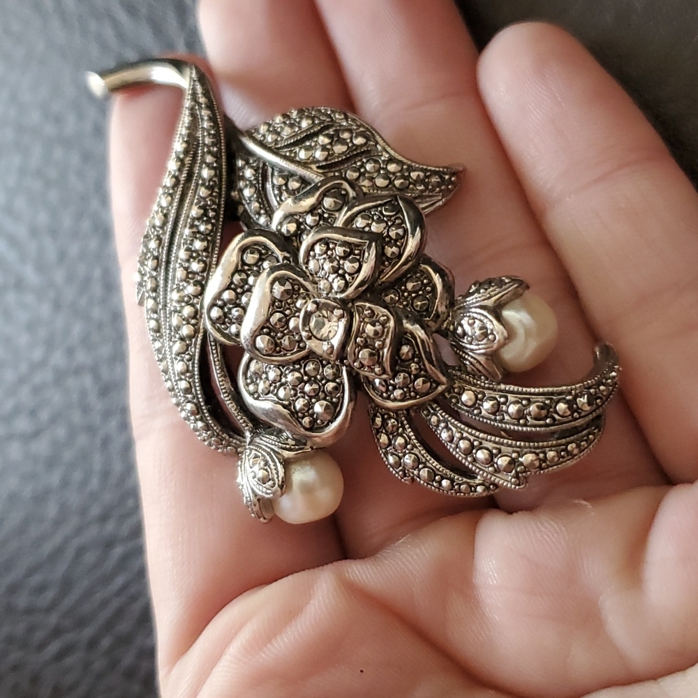 Vtg Kenneth Jay Lane For Avon Brooch - image 5
